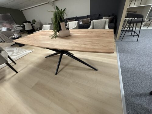 Eettafel Lara 200 x 100 cm met spinpoot (showmodel) - Afbeelding 2